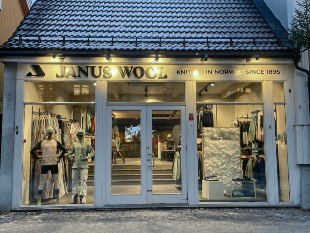 Butikkvinduet av den nye Janus Wool store i Lillehammer