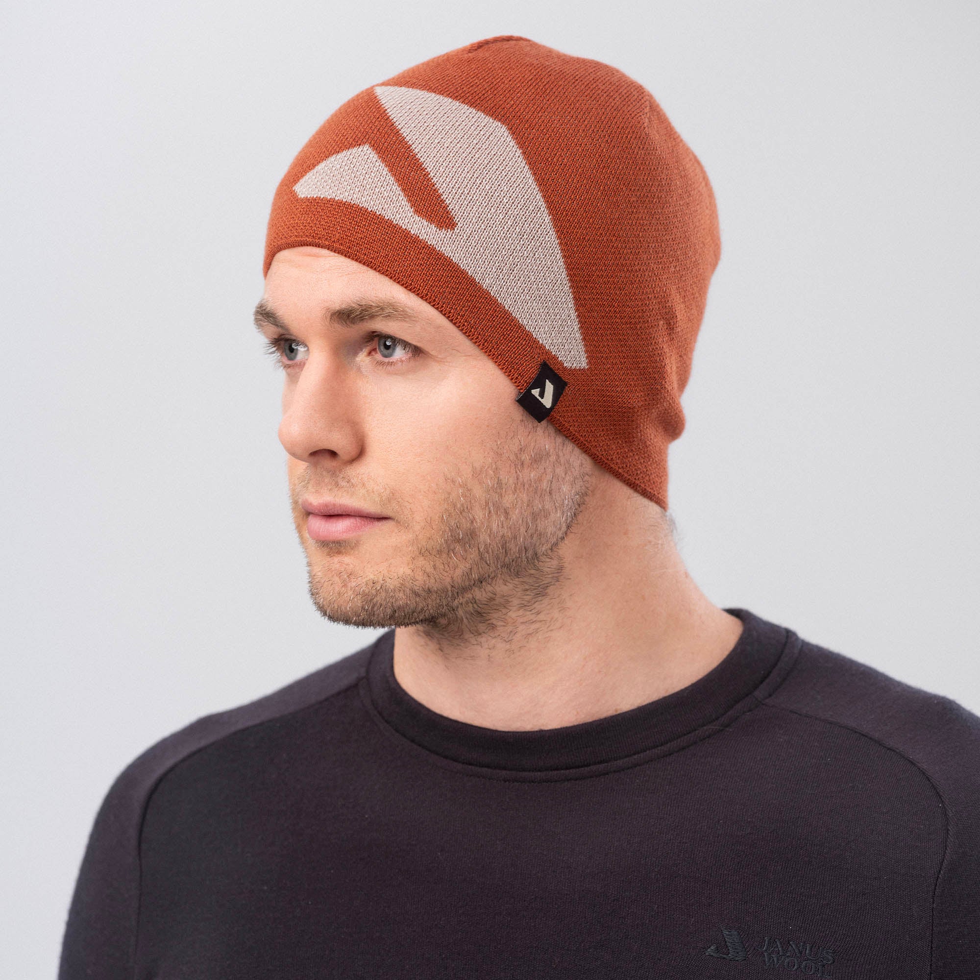 Beanie – Logo
