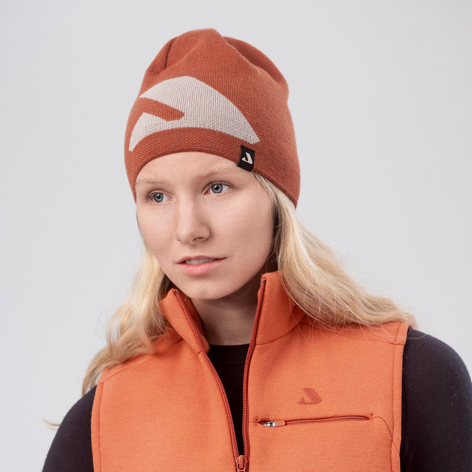Beanie – Logo