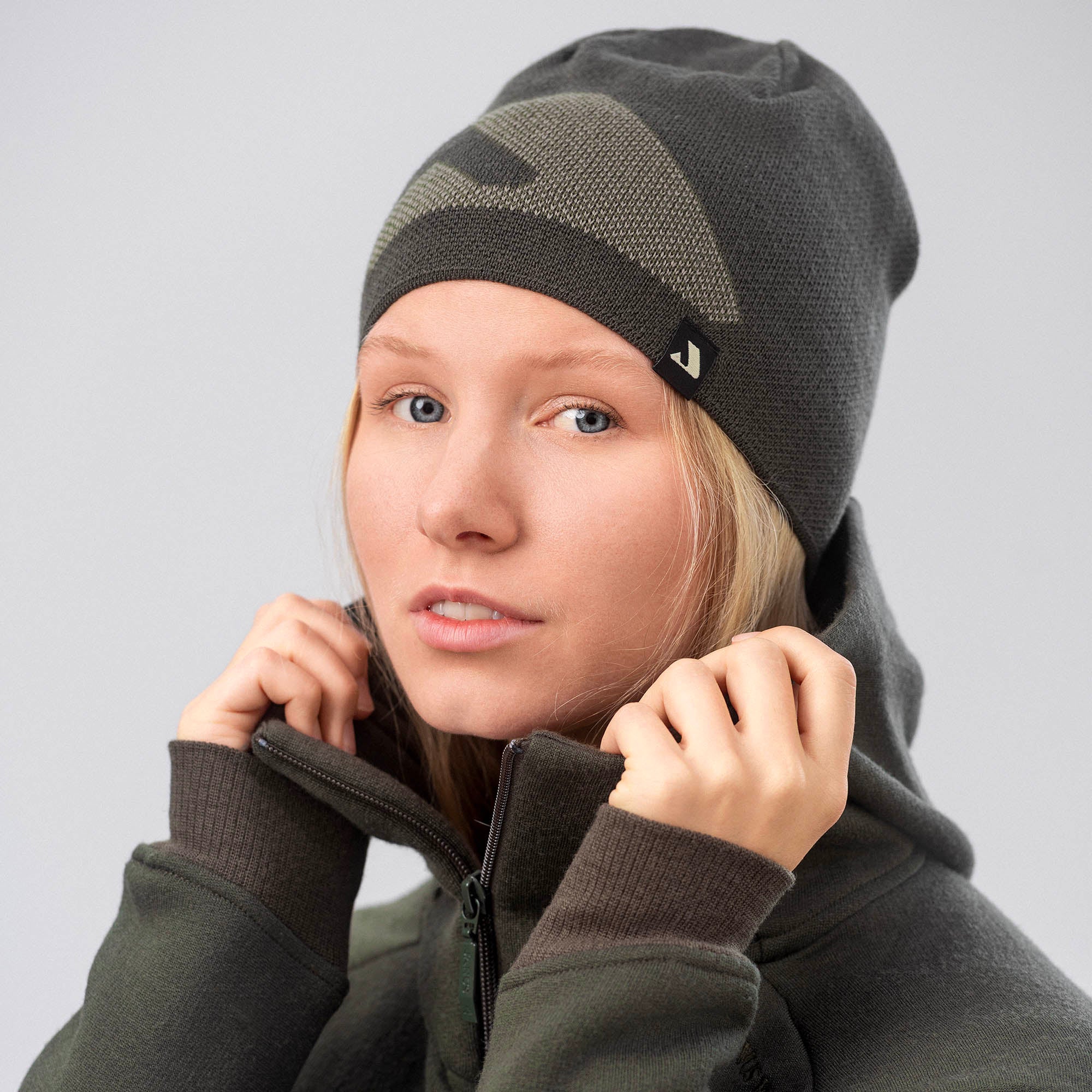 Beanie – Logo