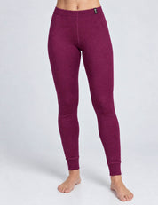 Plum-colored ribbed merino wool leggings with fitted cuffs from the Wool Set – Classic Merino 200 Rib Women.
