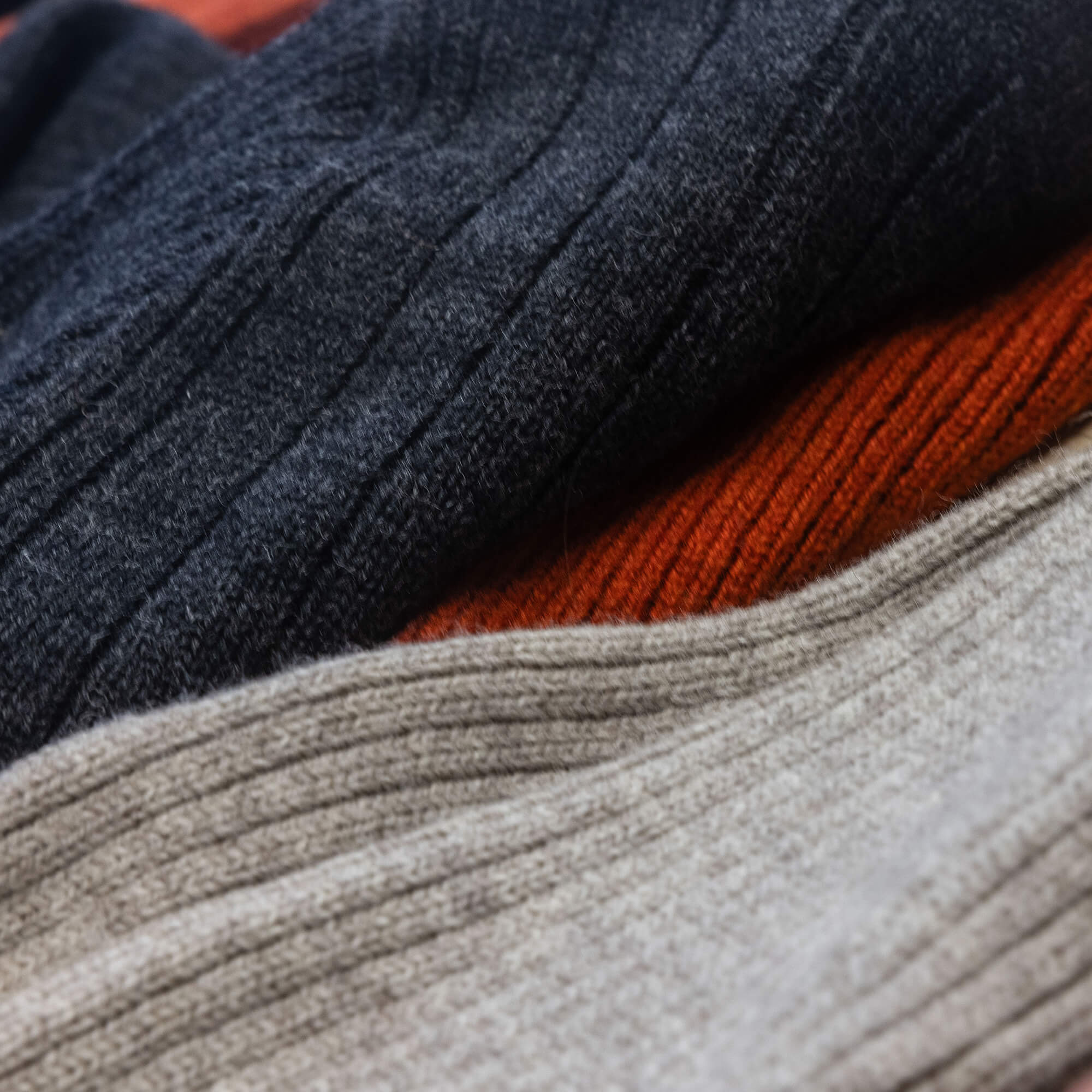 Detaljer, Janus Wool Finse genser