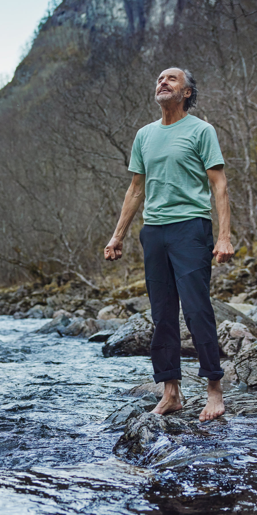 JanusWool-Classic-hero-02-mob.jpg