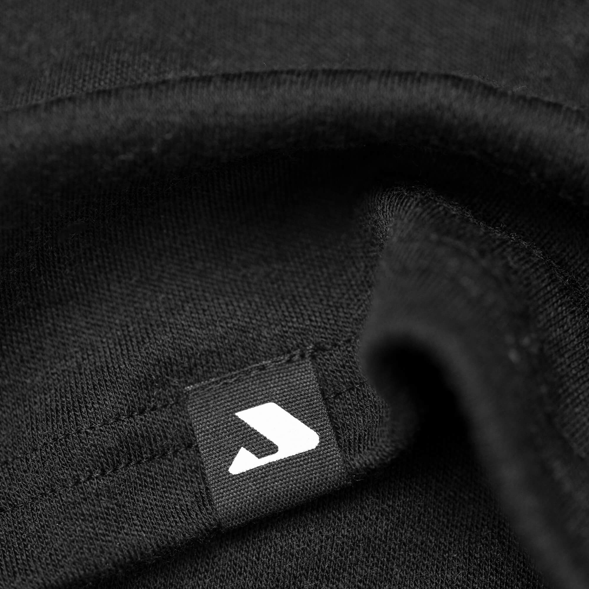Hals – Classic Merino 215